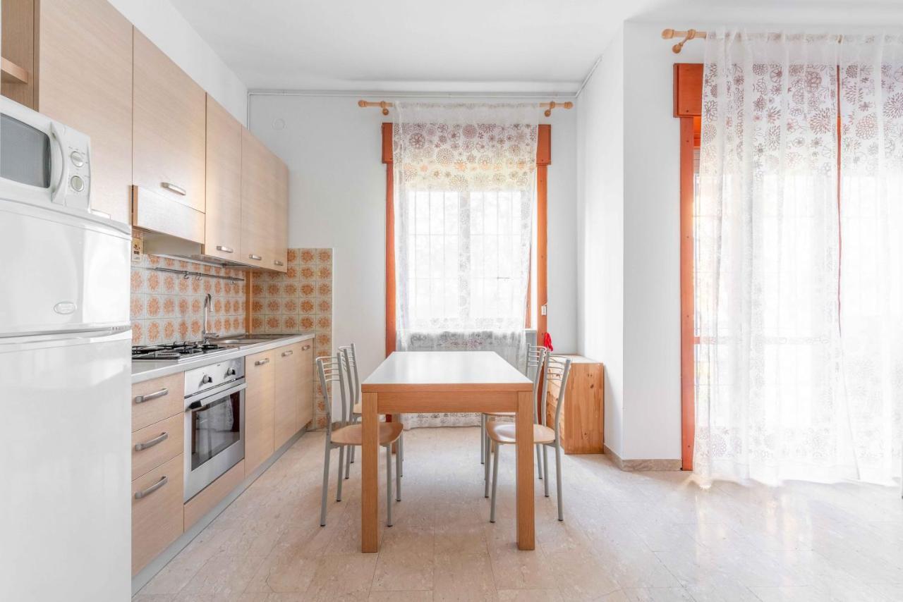 Soggiorno Incantevole In Zona Navigli Milan Bagian luar foto